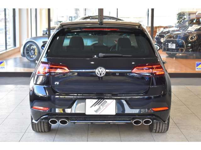 VOLKSWAGEN GOLF R 2017 Image 31