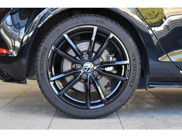 VOLKSWAGEN GOLF R 2017 Image 31