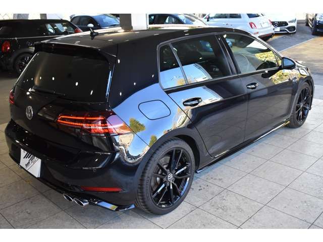 VOLKSWAGEN GOLF R 2017 Image 31