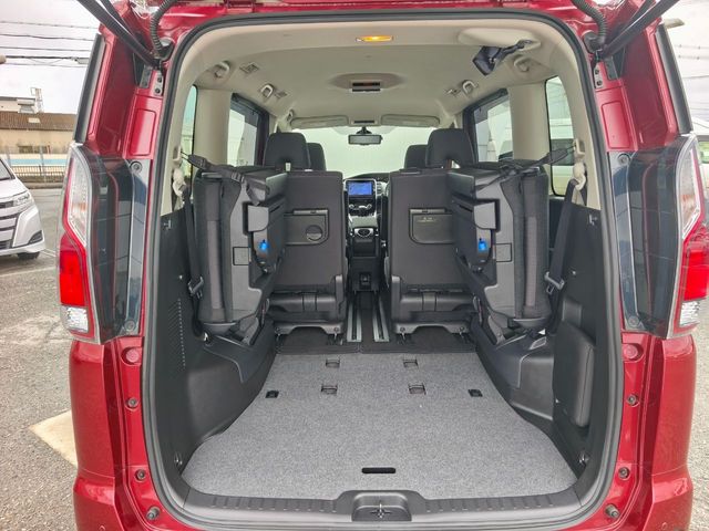 NISSAN SERENA  S-HYBRID 2018 Image 31