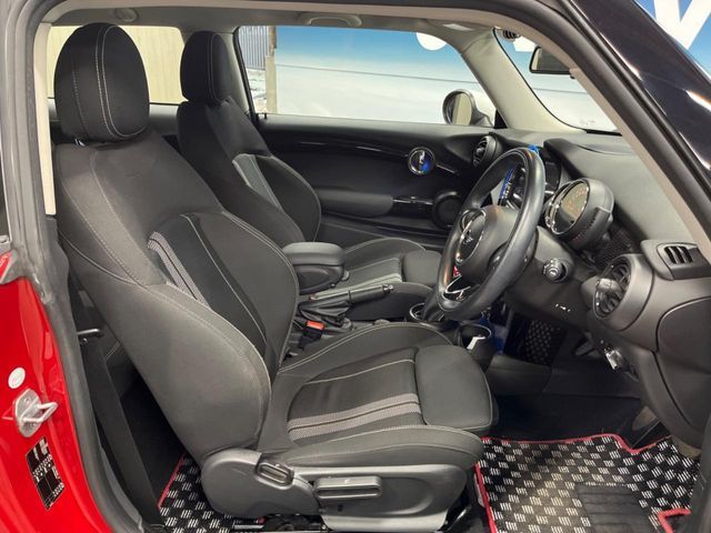 BMW MINI COOPER S 2016 Image 31