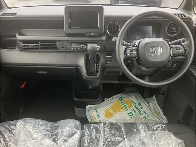 HONDA N BOX CUSTOM 2024 Image 31