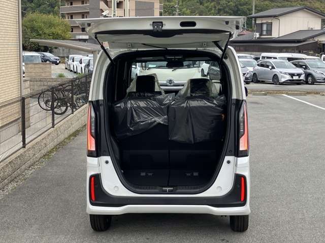 HONDA N BOX CUSTOM 2024 Image 31