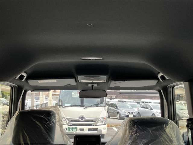 HONDA N BOX CUSTOM 2024 Image 31