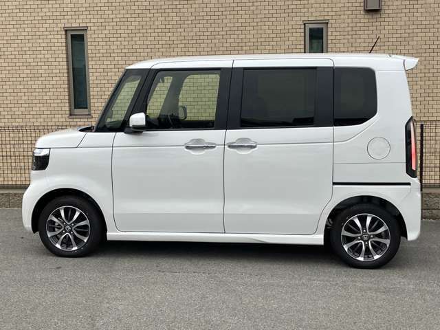 HONDA N BOX CUSTOM 2024 Image 31