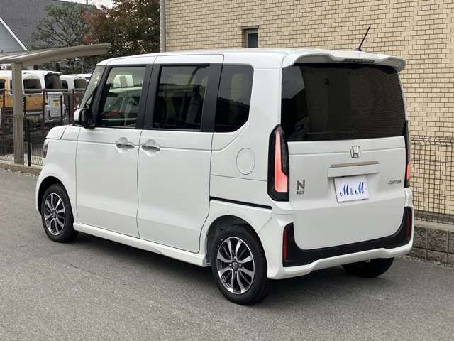 HONDA N BOX CUSTOM 2024 Image 31