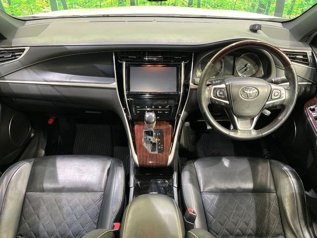 TOYOTA HARRIER HYBRID 2015 Image 31