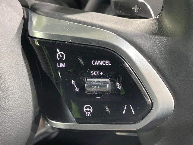 JAGUAR F-PACE 2024 Image 31