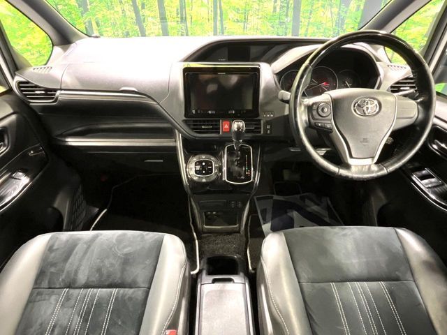 TOYOTA ESQUIRE 2019 Image 31