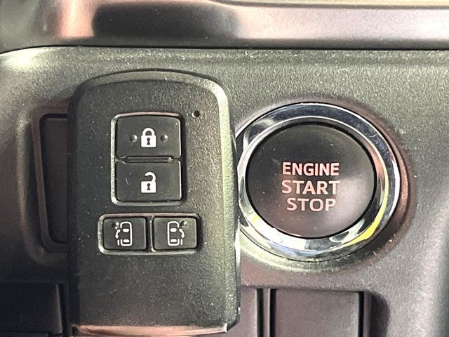 TOYOTA ESQUIRE 2019 Image 31