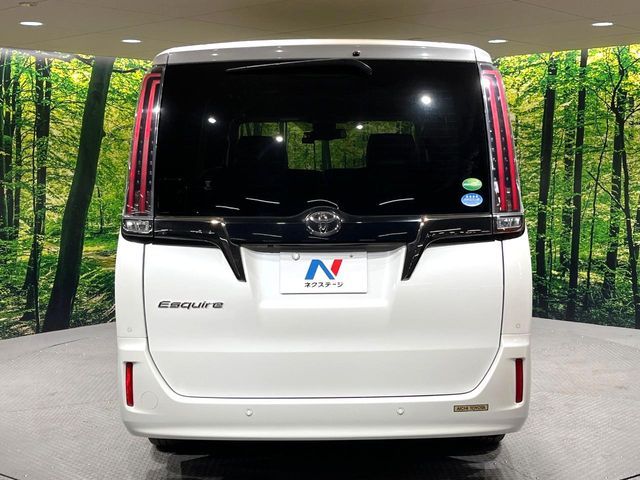 TOYOTA ESQUIRE 2019 Image 31