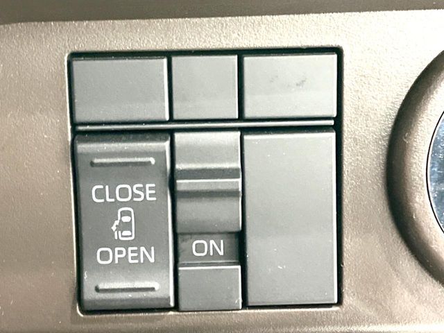 TOYOTA ROOMY 2024 Image 31