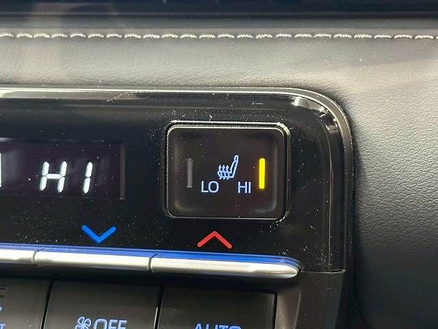 TOYOTA NOAH 2022 Image 31