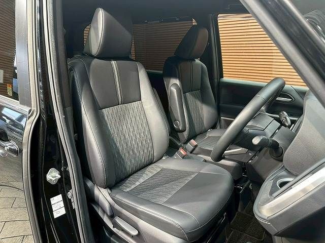 TOYOTA NOAH 2022 Image 31