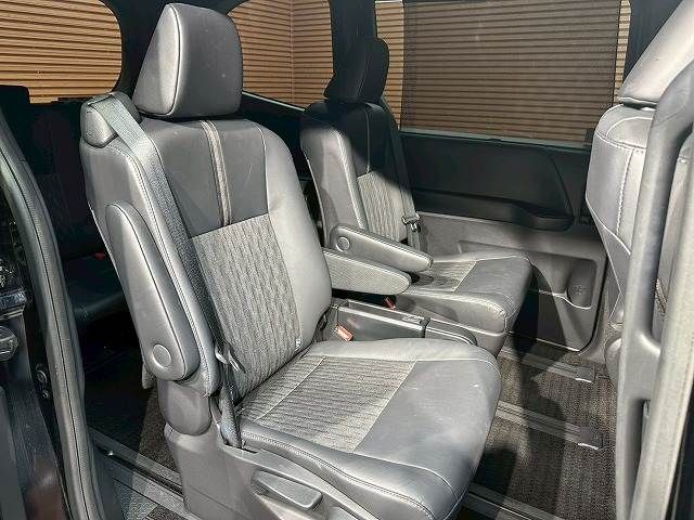 TOYOTA NOAH 2022 Image 31