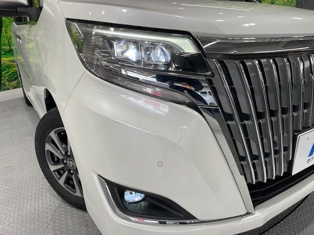 TOYOTA ESQUIRE 2019 Image 31