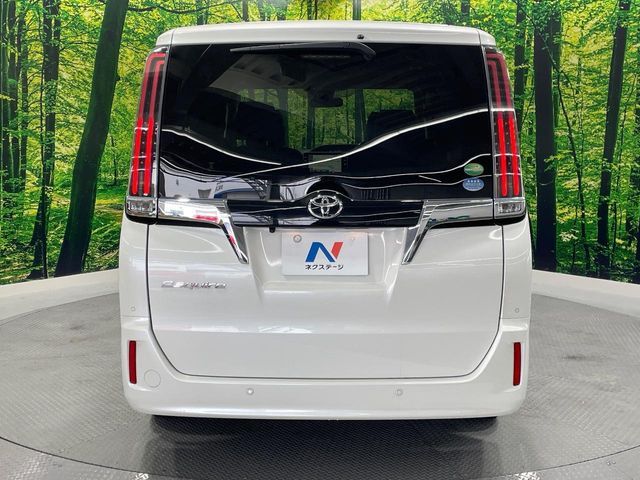 TOYOTA ESQUIRE 2019 Image 31