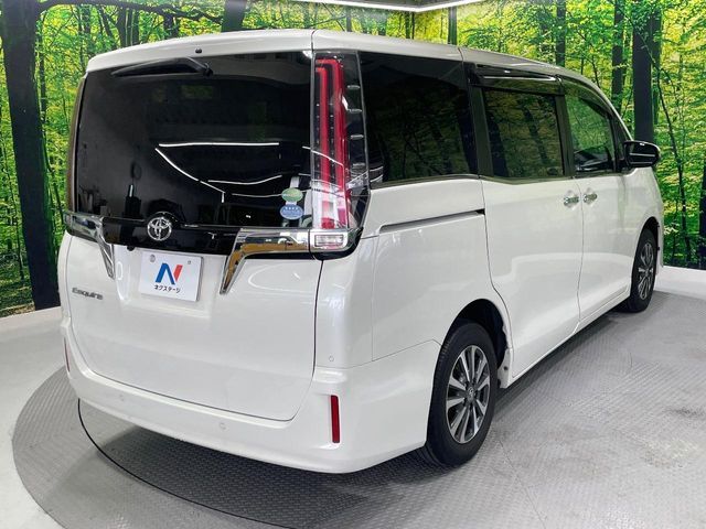 TOYOTA ESQUIRE 2019 Image 31