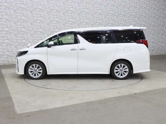 TOYOTA ALPHARD 2019 Image 31