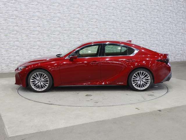 TOYOTA LEXUS IS300H 2021 Image 31