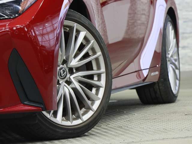 TOYOTA LEXUS IS300H 2021 Image 31