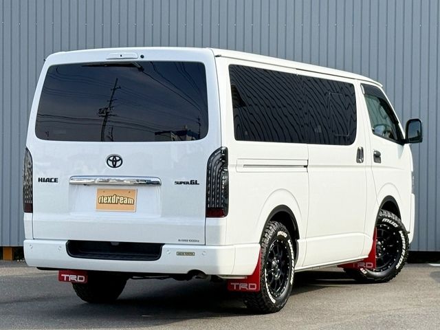 TOYOTA HIACE VAN 2WD 2022 Image 31