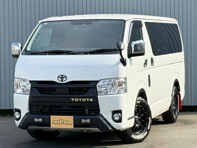 TOYOTA HIACE VAN 2WD 2022 Image 31