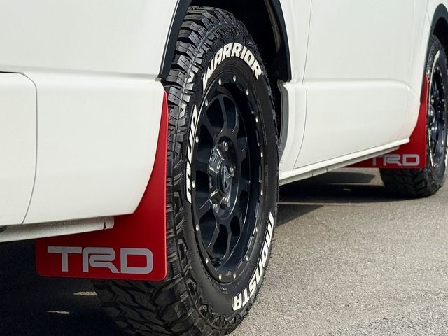 TOYOTA HIACE VAN 2WD 2022 Image 31