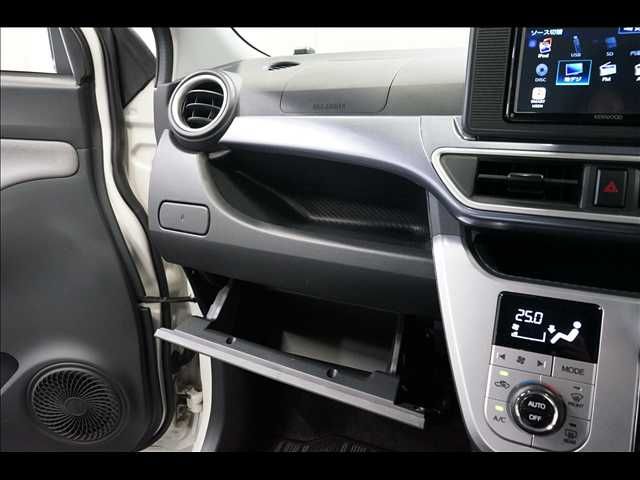 DAIHATSU CAST ACTIVA 2017 Image 31