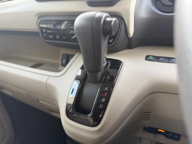 HONDA N BOX 4WD 2018 Image 31