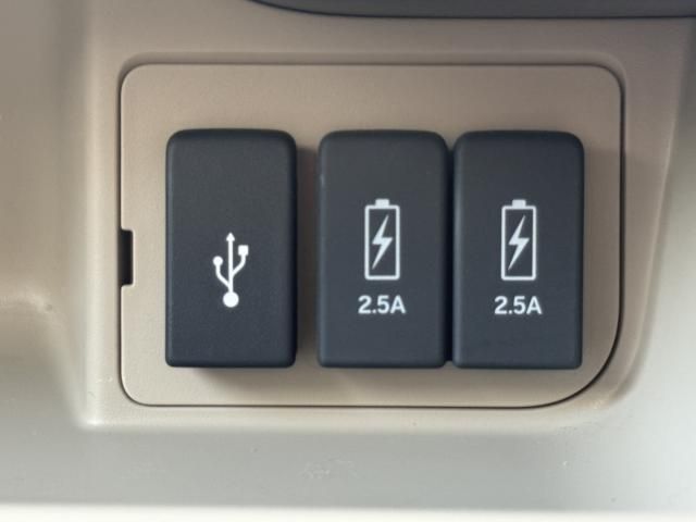 HONDA N BOX 4WD 2018 Image 31