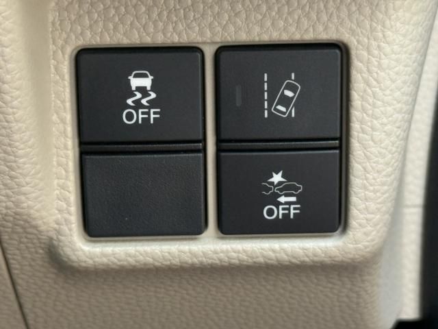 HONDA N BOX 4WD 2018 Image 31