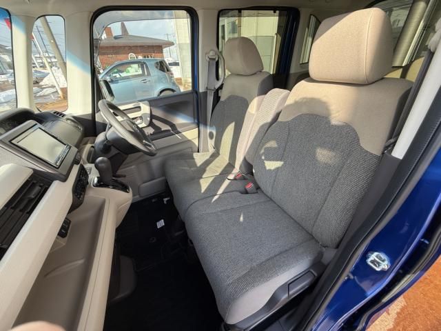 HONDA N BOX 4WD 2018 Image 31