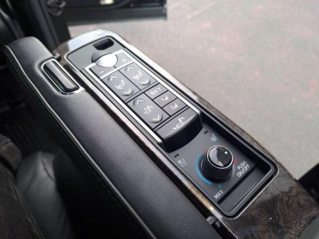 TOYOTA VELLFIRE  HYBRID 4WD 2020 Image 31