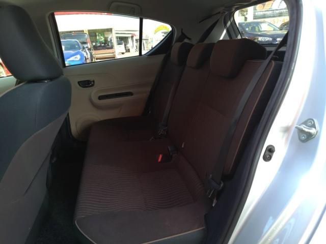 TOYOTA AQUA 2012 Image 31