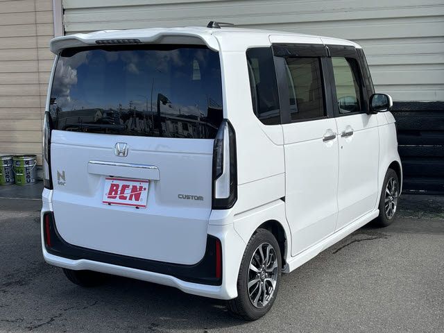 HONDA N BOX CUSTOM 2023 Image 31