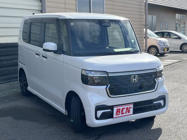 HONDA N BOX CUSTOM 2023 Image 31