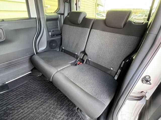 HONDA N BOX CUSTOM 2023 Image 31