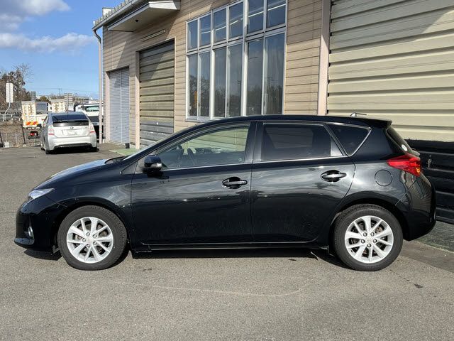 TOYOTA AURIS 2012 Image 31