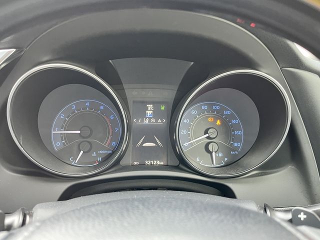 TOYOTA AURIS 2015 Image 31