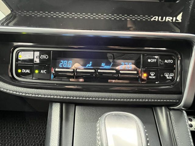 TOYOTA AURIS 2015 Image 31