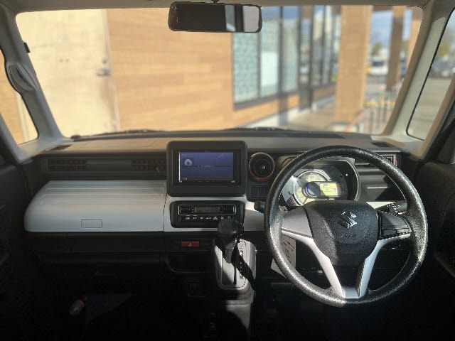 SUZUKI SPACIA 2018 Image 31