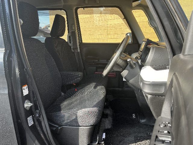 SUZUKI SPACIA 2018 Image 31