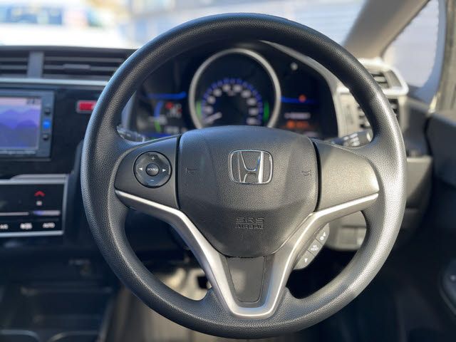 HONDA FIT HYBRID 2016 Image 31