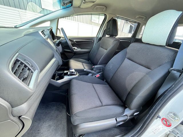 HONDA FIT HYBRID 2016 Image 31