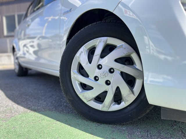 TOYOTA AQUA 2015 Image 31