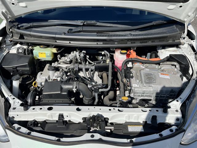 TOYOTA AQUA 2015 Image 31