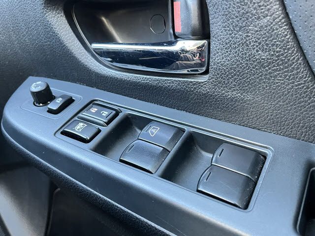 SUBARU IMPREZA SPORT 2013 Image 31