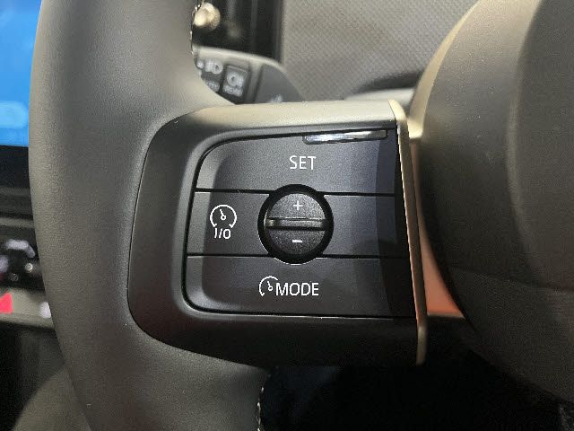 BMW MINI COOPER 5DOOR 2025 Image 31