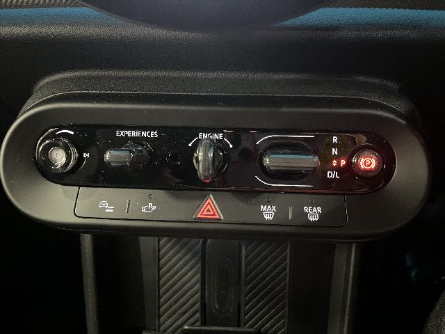 BMW MINI COOPER 5DOOR 2025 Image 31